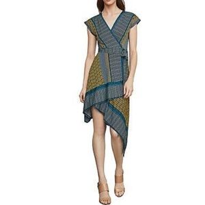 BCBGMaxazria printed wrap dress. Small. NWT